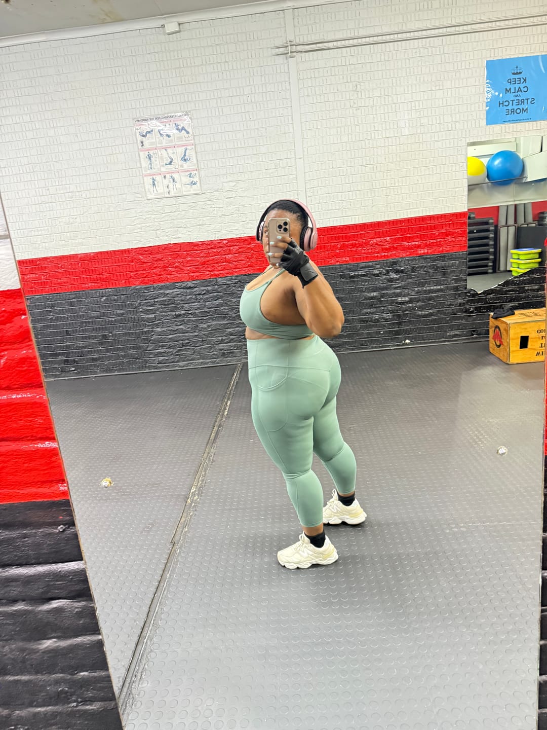 Customer photo review of 8-Inch High-Waist Running Shorts with Zip Pocket