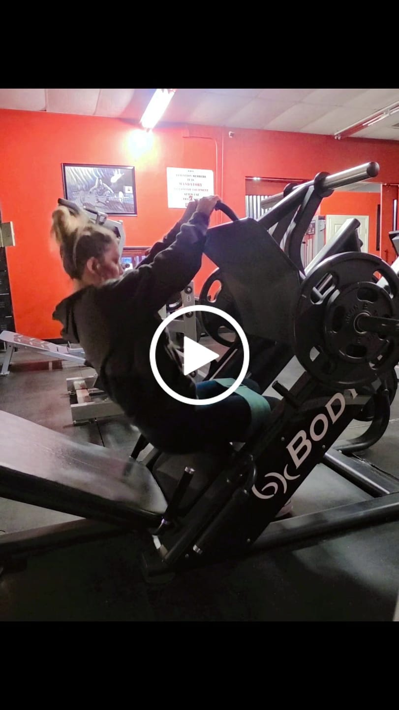 Customer video review of Spring 8 Week Total Body Transformation Challenge 2026