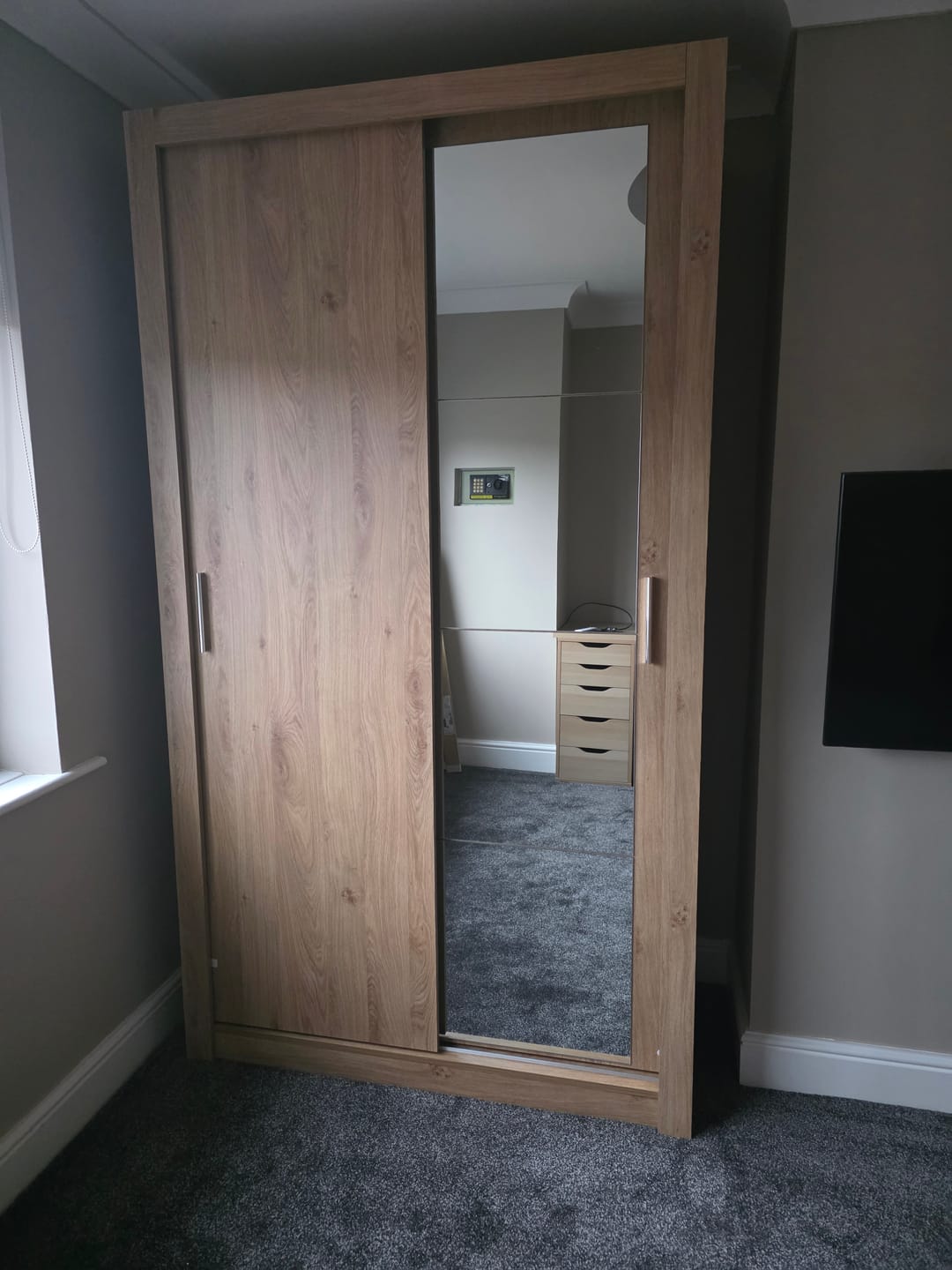 Customer photo review of Arti 6 - 2 Sliding Door Wardrobe 120cm