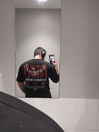 Customer photo review of boxy t-shirt (passion)