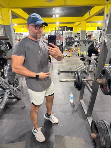 Customer photo review of Training Sport Tee - Oxford Gray