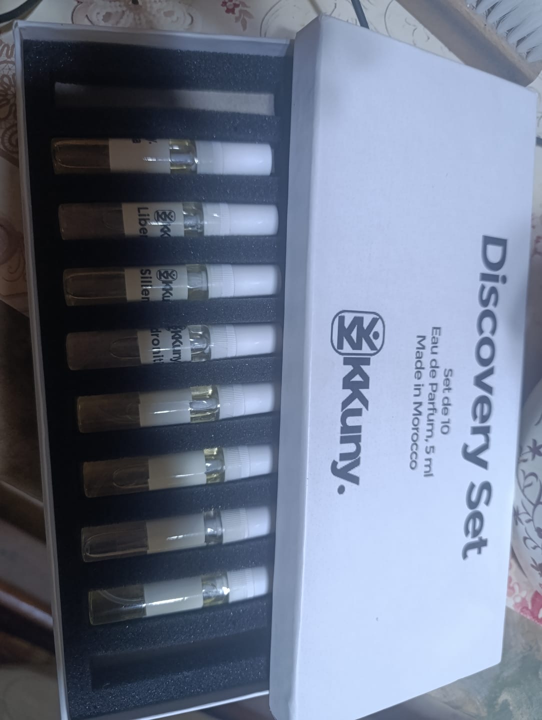 Customer photo review of Discovery Set (10 échantillons de 5 ml) : Collection "Unnamed Emotions"