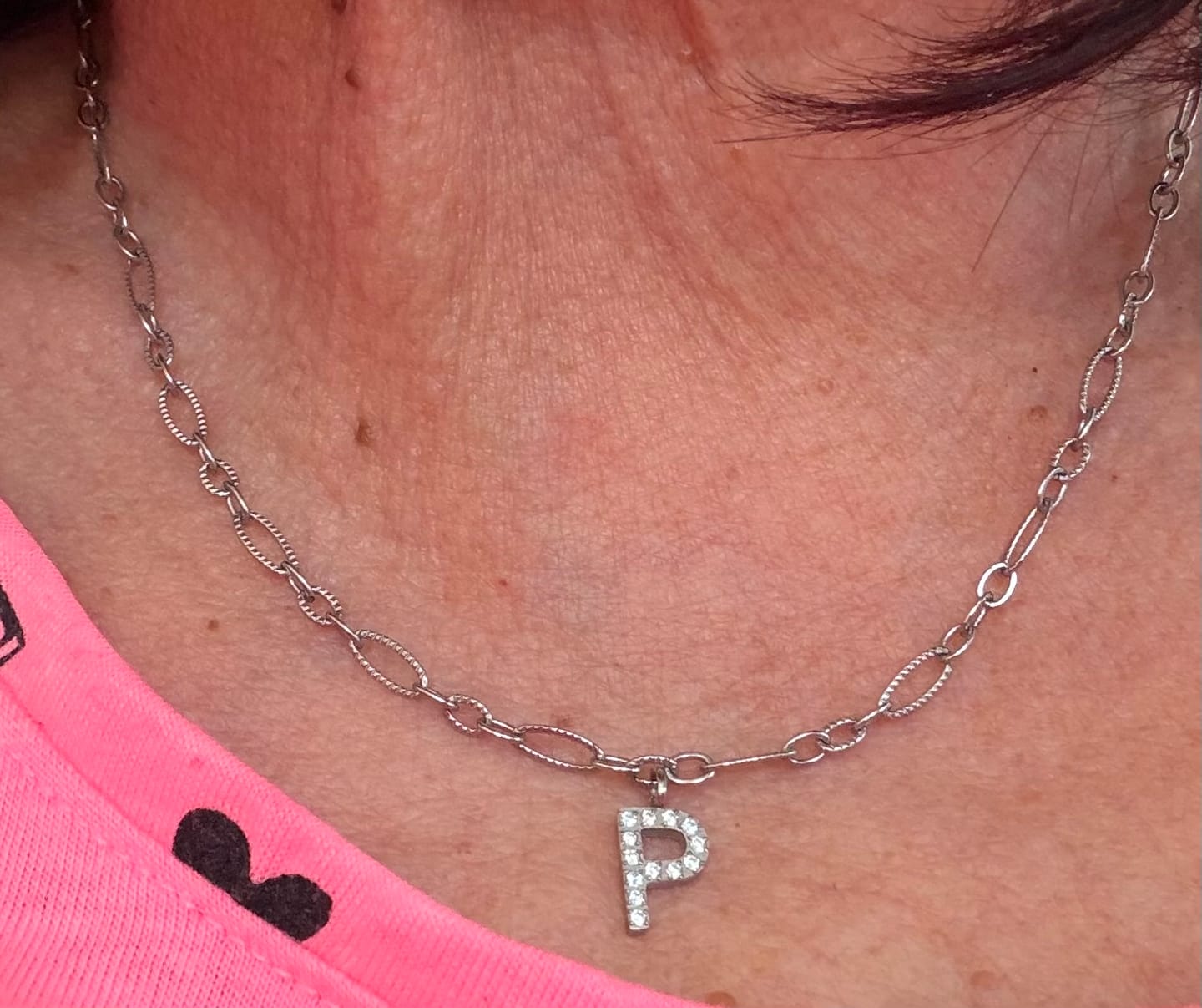 Customer photo review of Smooth Letter Halskette | 18K vergoldet