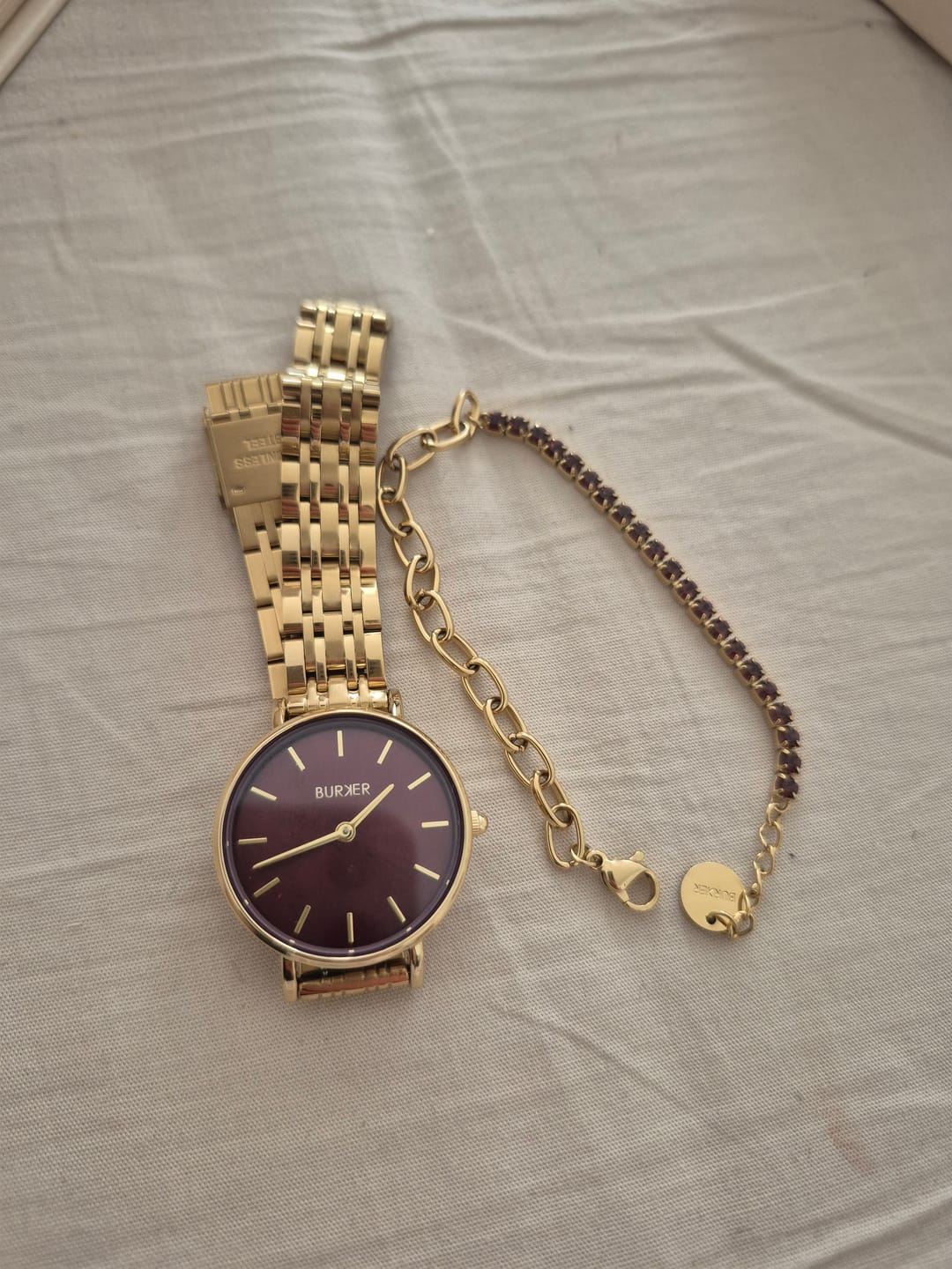 Customer photo review of Jade Gold Burgundy Bracelet
