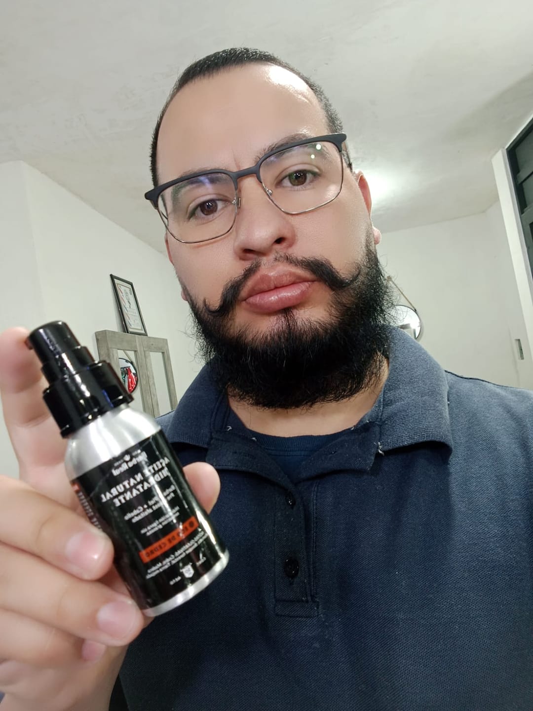 Customer photo review of Aceite Natural Hidratante | Barba-Cabello-Piel- Pre y Post Afeitado