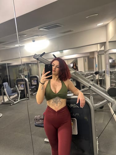 Customer photo review of Twist Bra