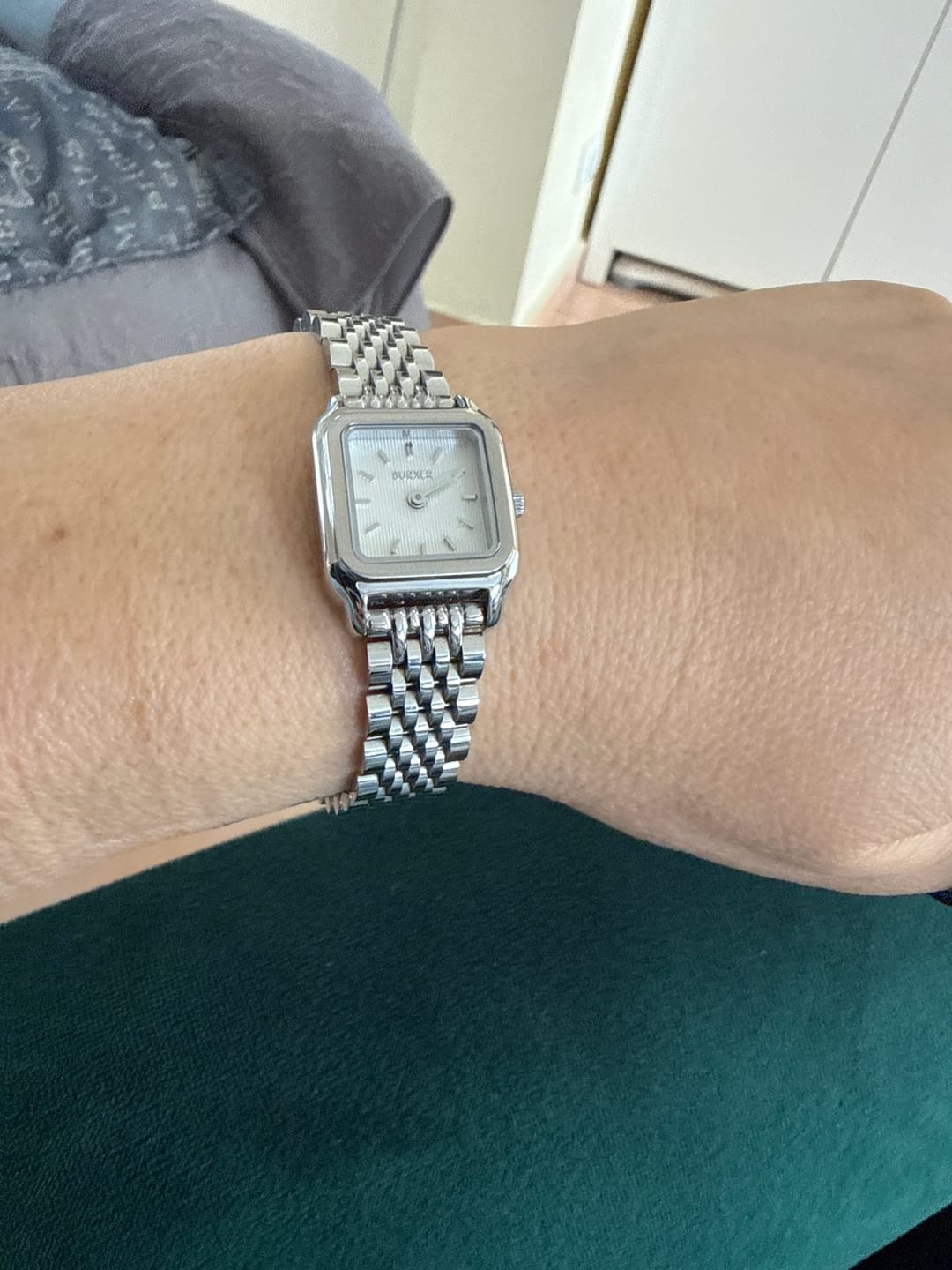 Customer photo review of Macy Petite Silver White