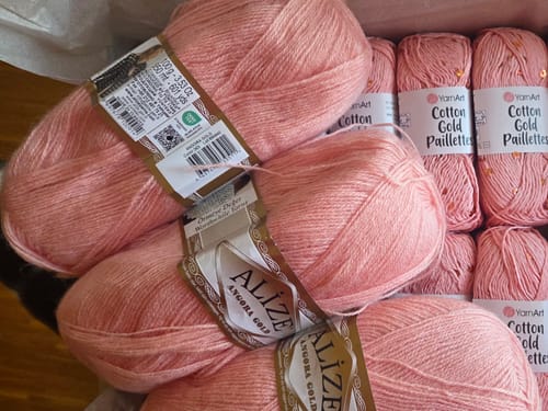 Customer photo review of Alize Angora Gold