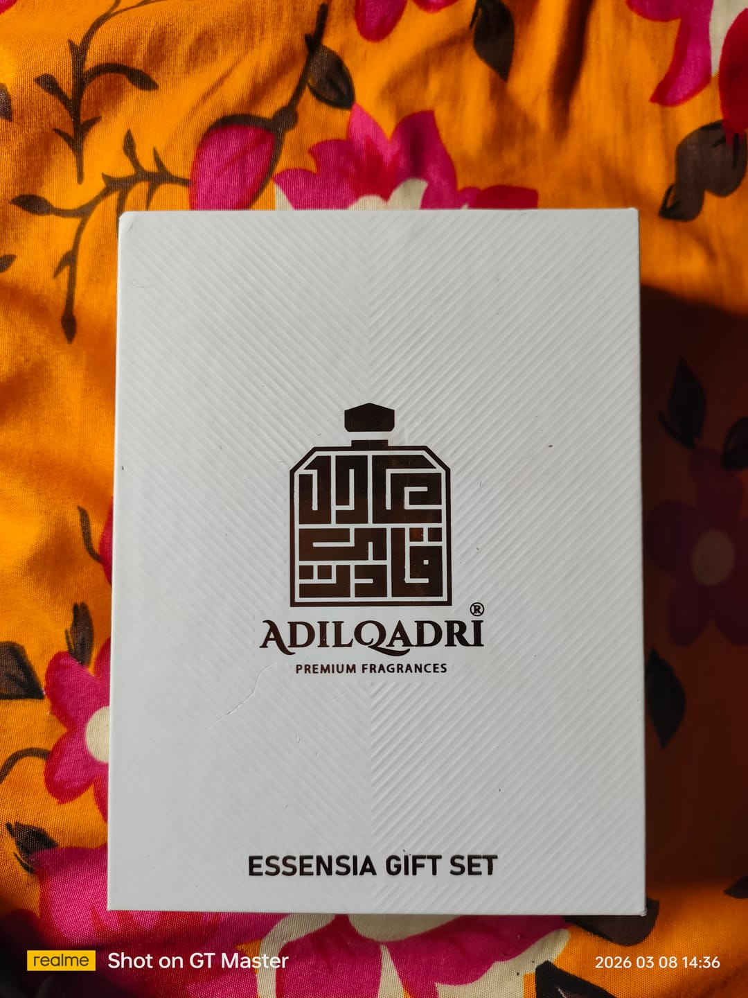 Customer photo review of Essensia Luxury Attar Perfume Gift Set (6 x 5.5Ml)