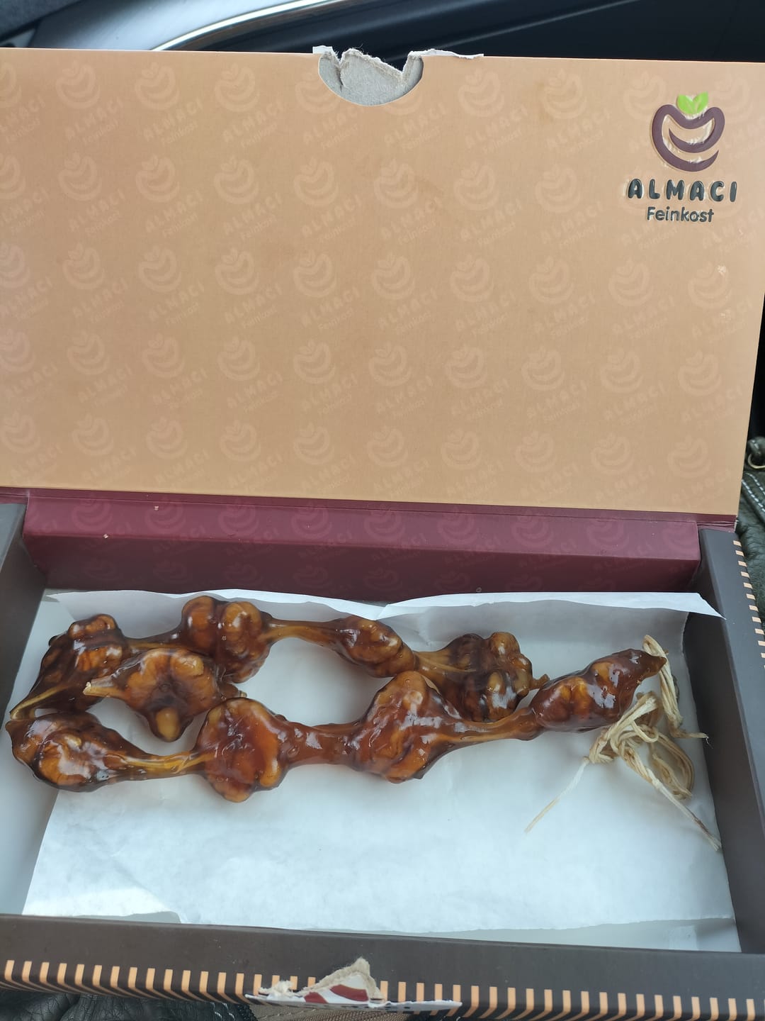 Customer photo review of Kelebek Cevizli Sucuk/ Walnuss in Traubenmelasse