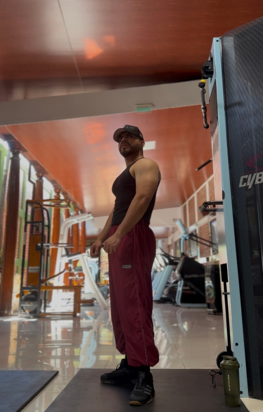 Customer photo review of 2091 - Retro Cuffed Joggers