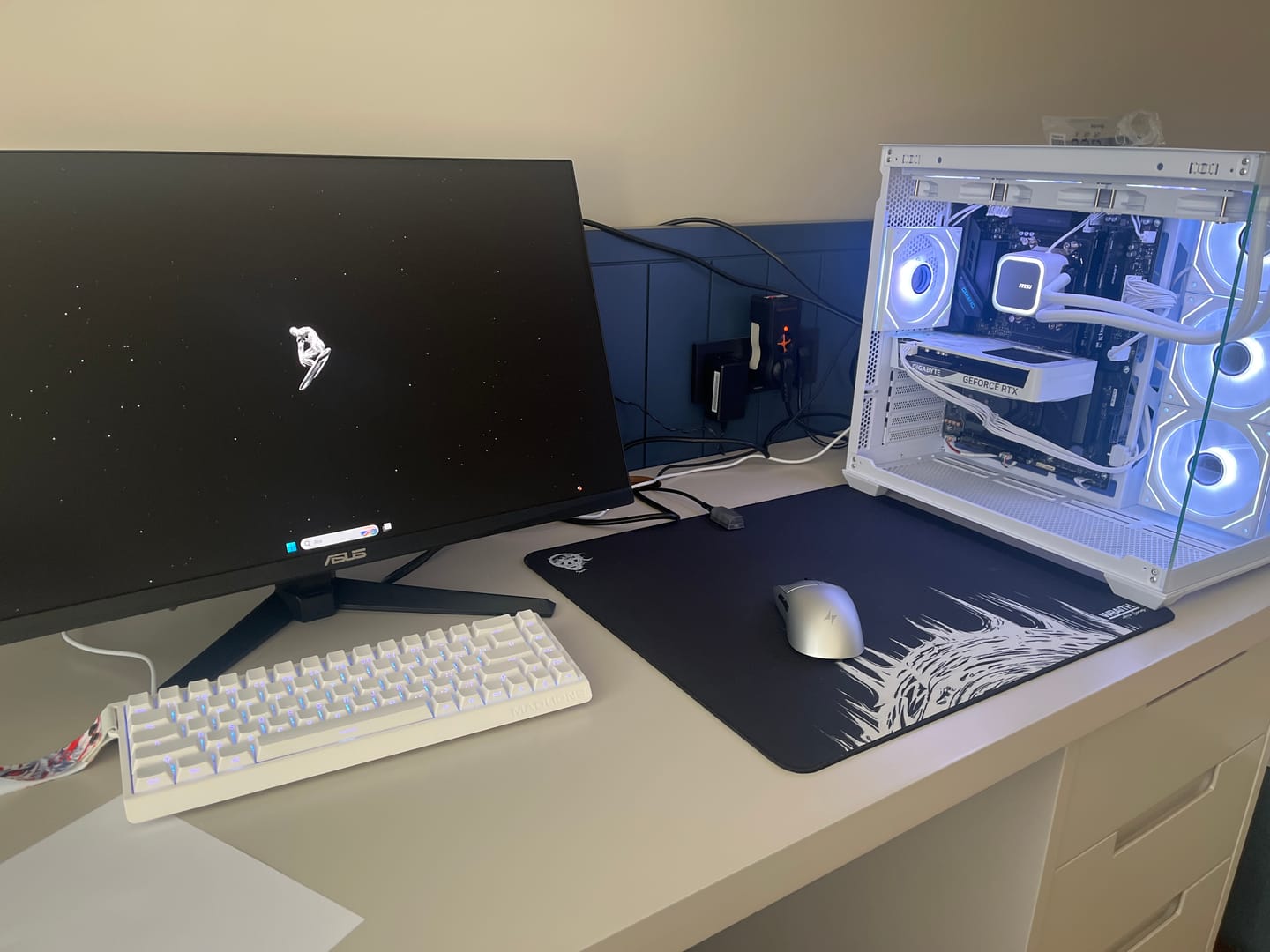 Customer photo review of ATK Blazing Sky X1 V2 Wireless Mouse