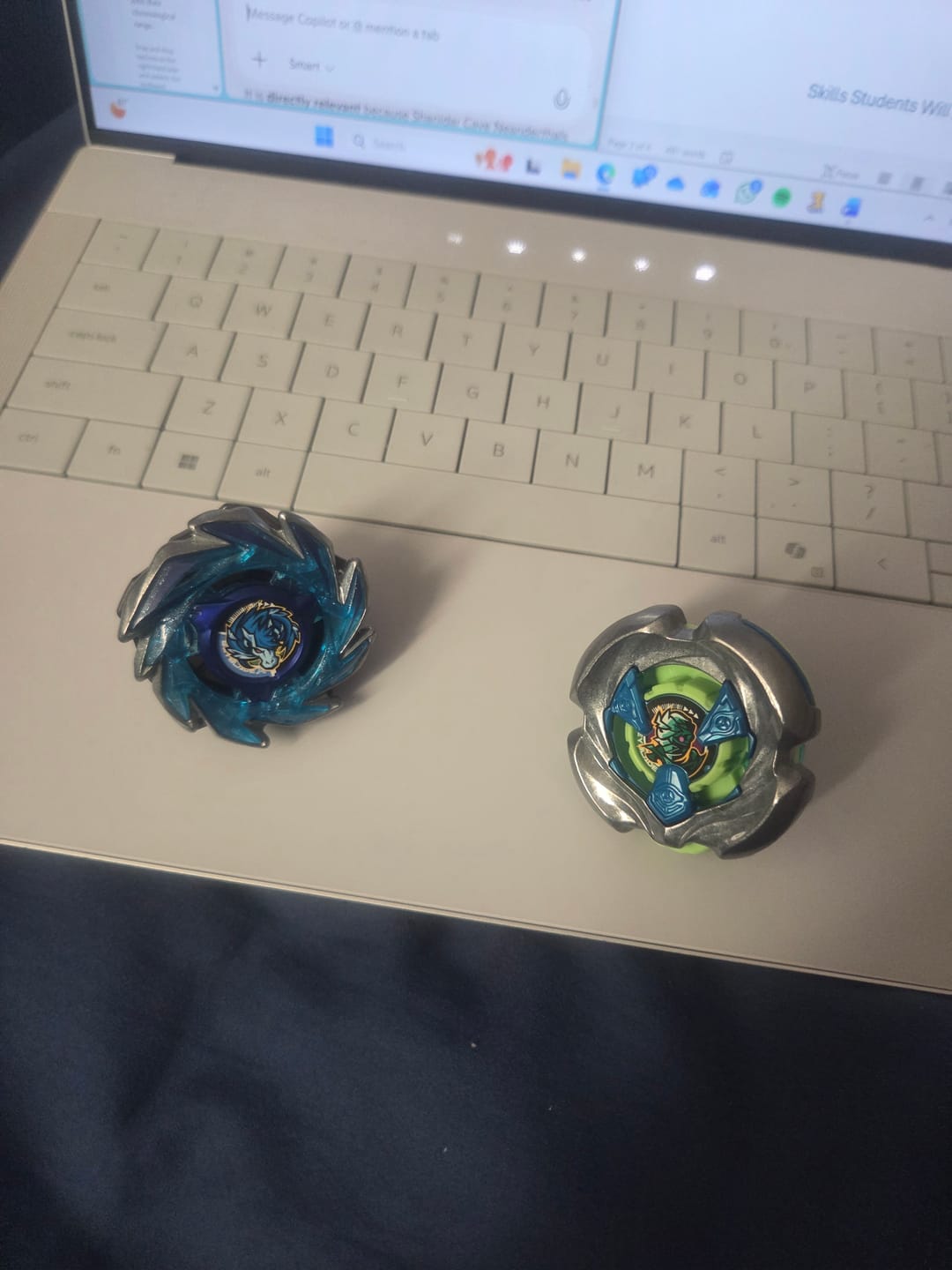 Customer photo review of Takara Tomy Beyblade X UX-18 Mummy Curse Random Booster