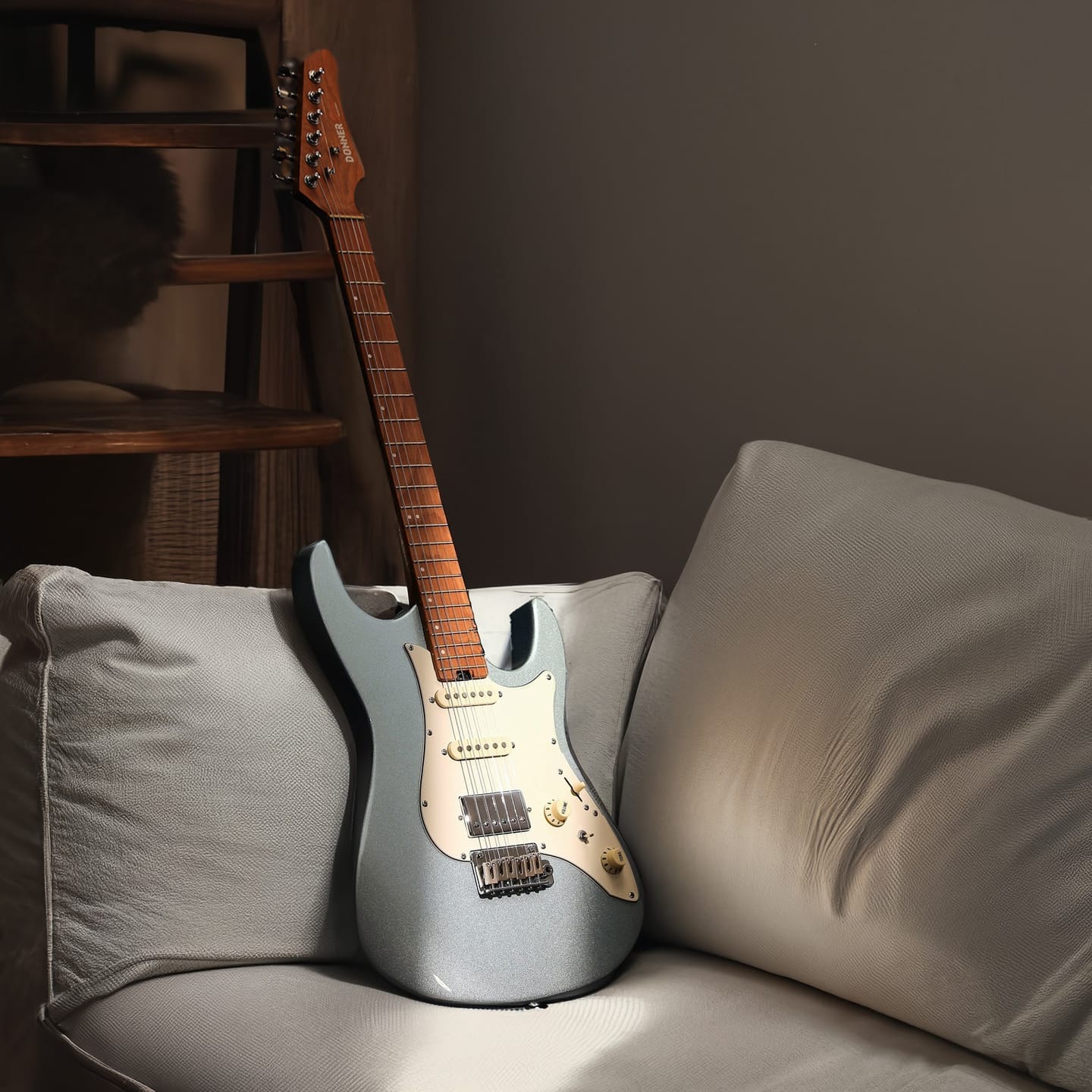 Customer photo review of Donner DST-550 Guitare Électrique