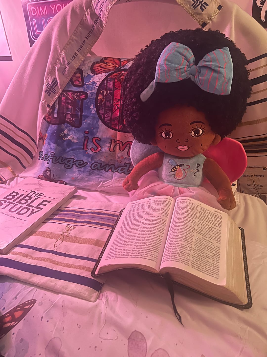 Customer photo review of PRE-ORDER - Cuddle Bee Serenity