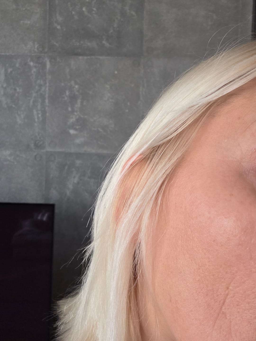 Customer photo review of Mitrinošs saules aizsargkrēms ar bērzu sulu Round Lab Birch Juice Moisturizing Sunscreen SPF50+ PA++++