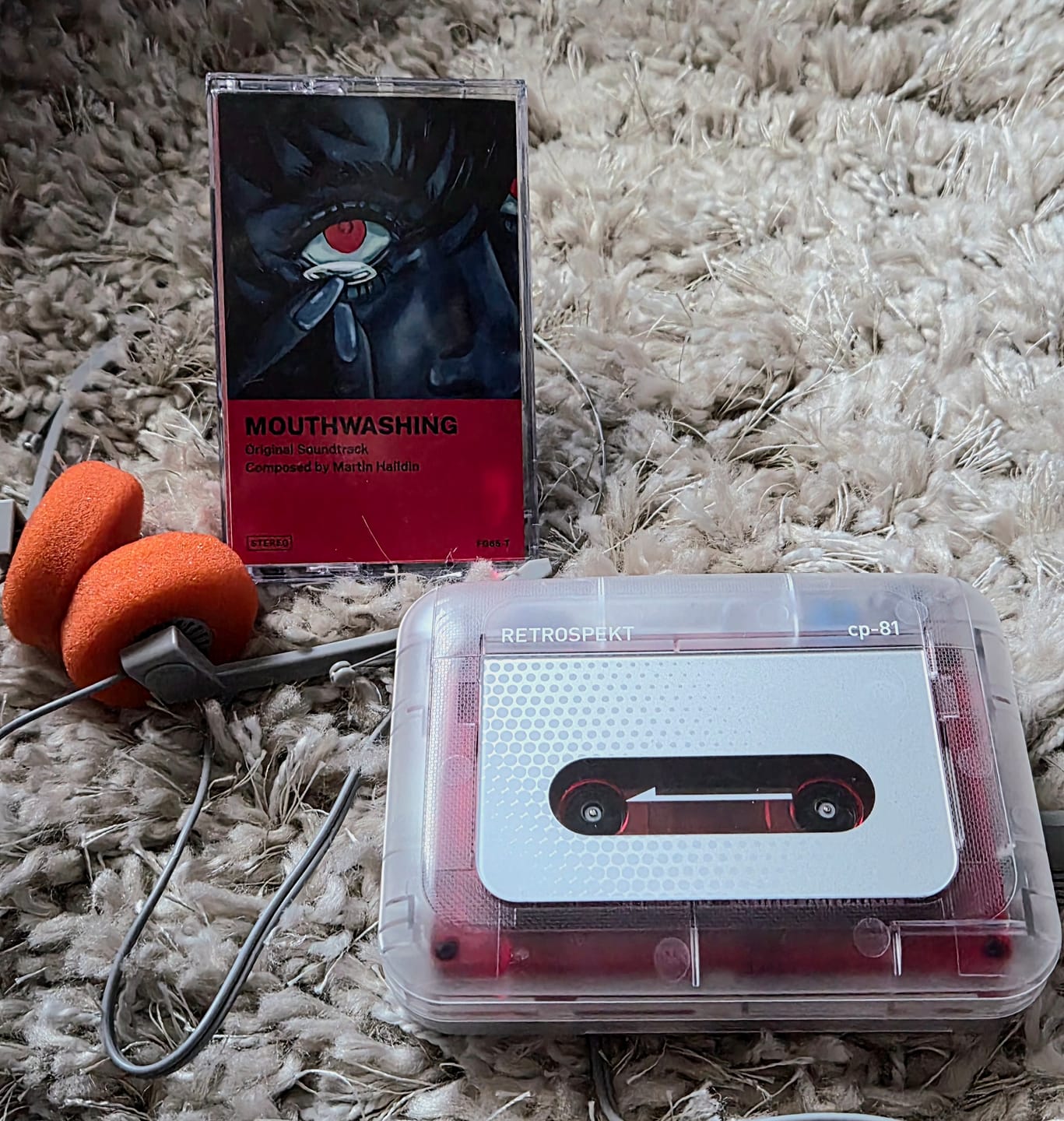 Customer photo review of Retrospekt CP-81 Portable Cassette Player