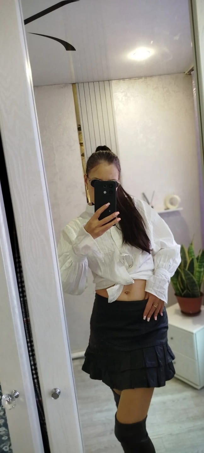 Customer photo review of Merry Oversized Blouse