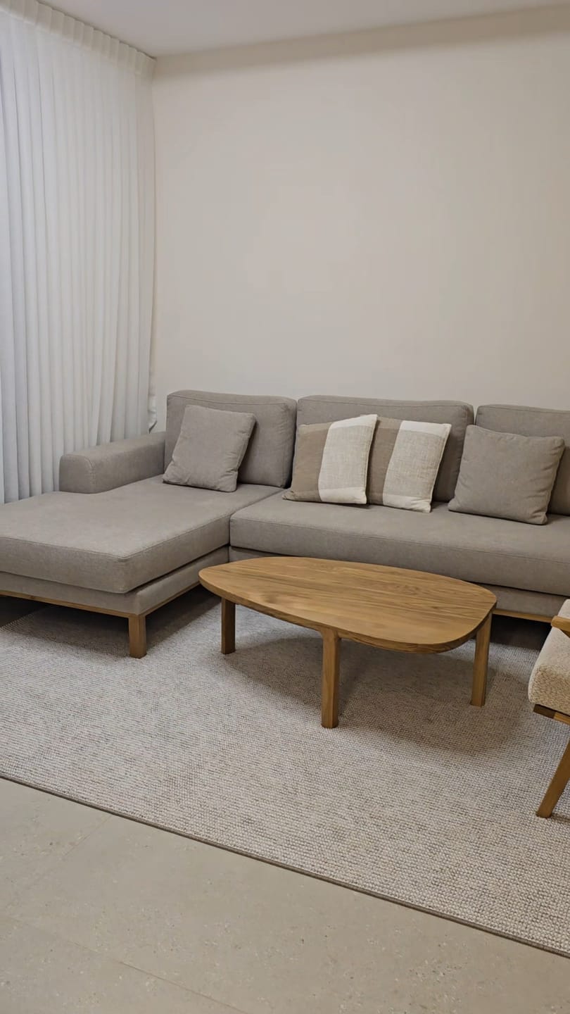 Customer photo review of שולחן סלון עץ AMORPH