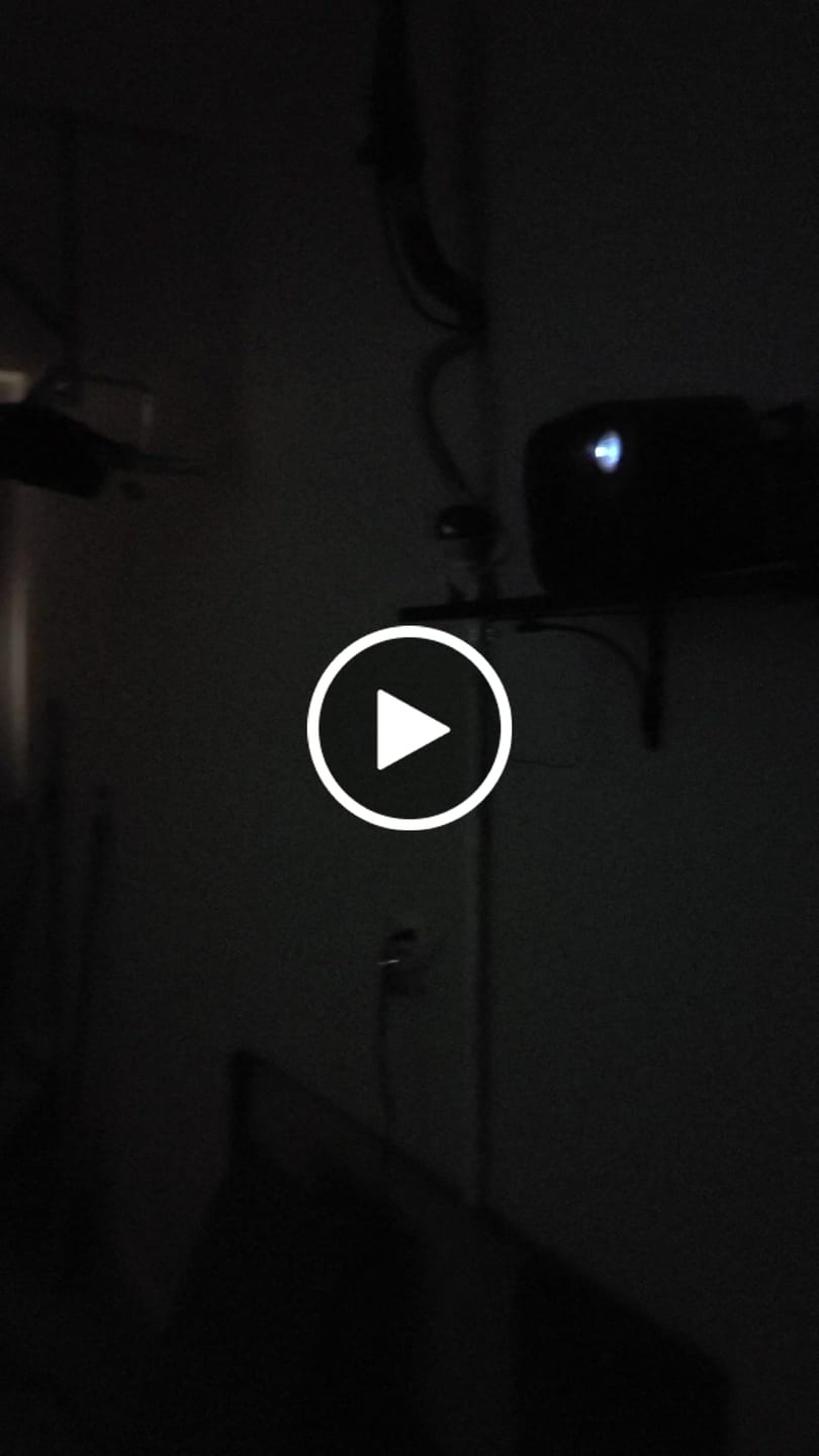 Customer video review of ETOE E3 Pro 2026丨Google TV 1080P Smart Projector