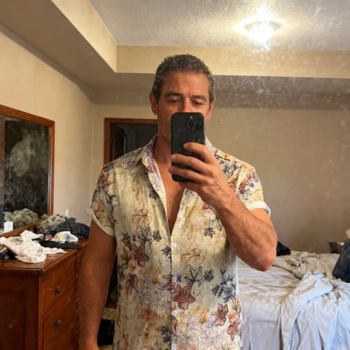 Customer photo review of Men's Watercolor Botanical Leaf Print Resort Short Sleeve Shirt