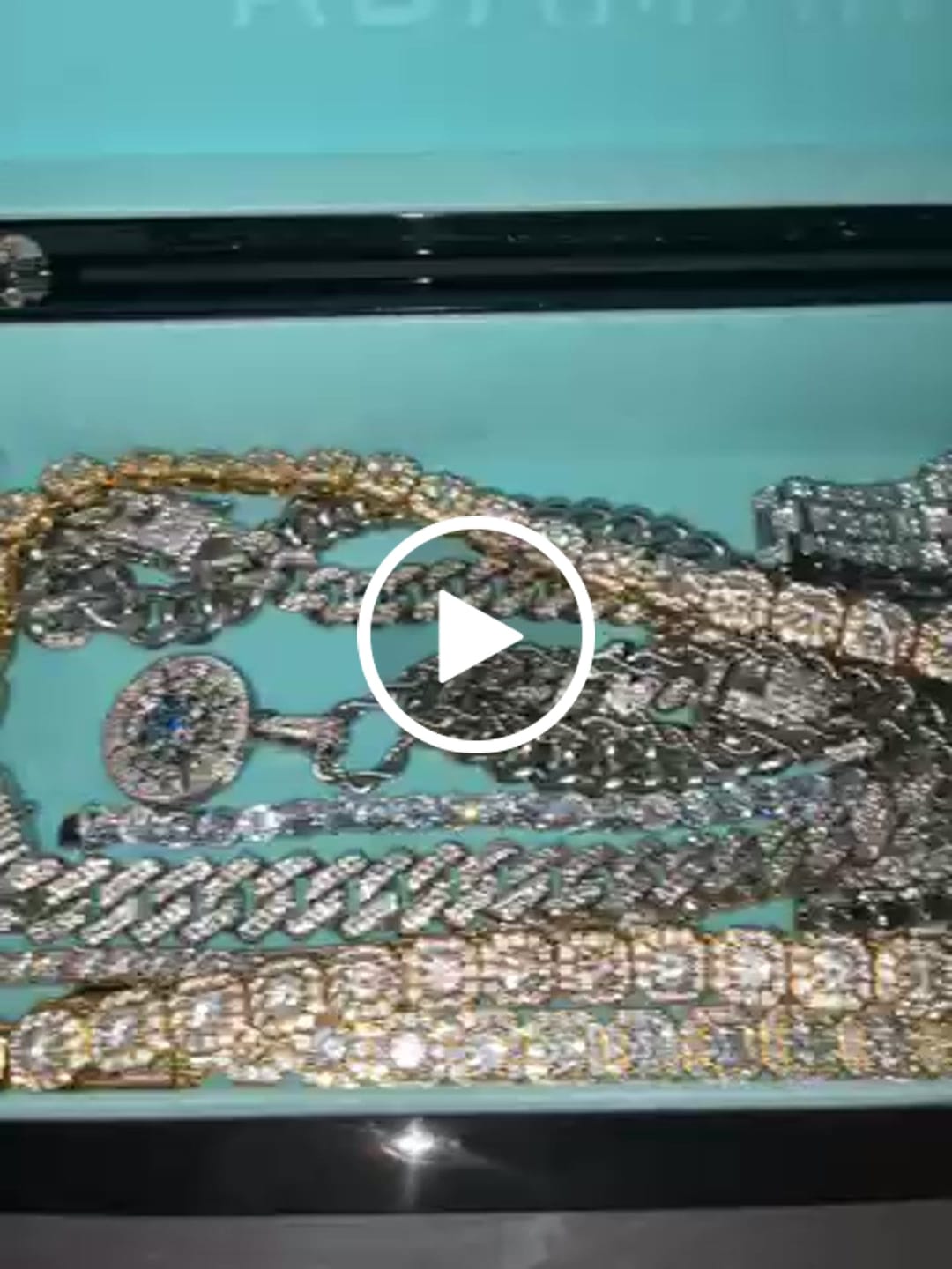 Customer video review of Premium Adamans Box