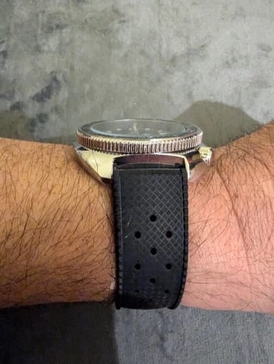Customer photo review of COROS Watch Band Tropical FKM Strap Replacement Unisex
