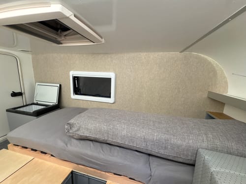 Customer photo review of Carpet Filz selbstklebend für Camper
