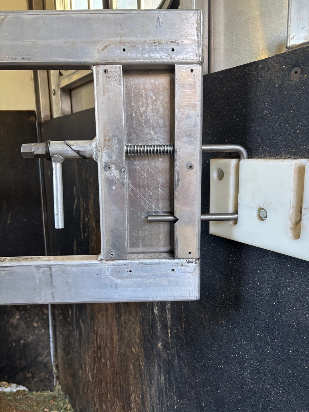 Customer photo review of 1/2 Inch Diameter U-Bolts - Square