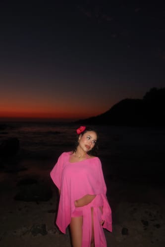 Customer photo review of SET PAREOS SALIDA DE BAÑO ROSADO