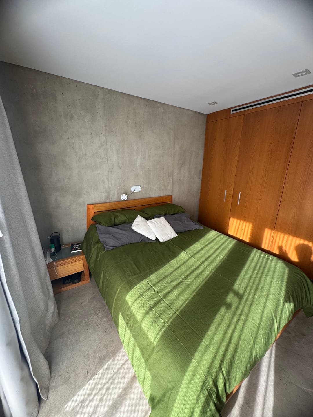 Customer photo review of Green Moss Stonewashed Linen Bedding Set