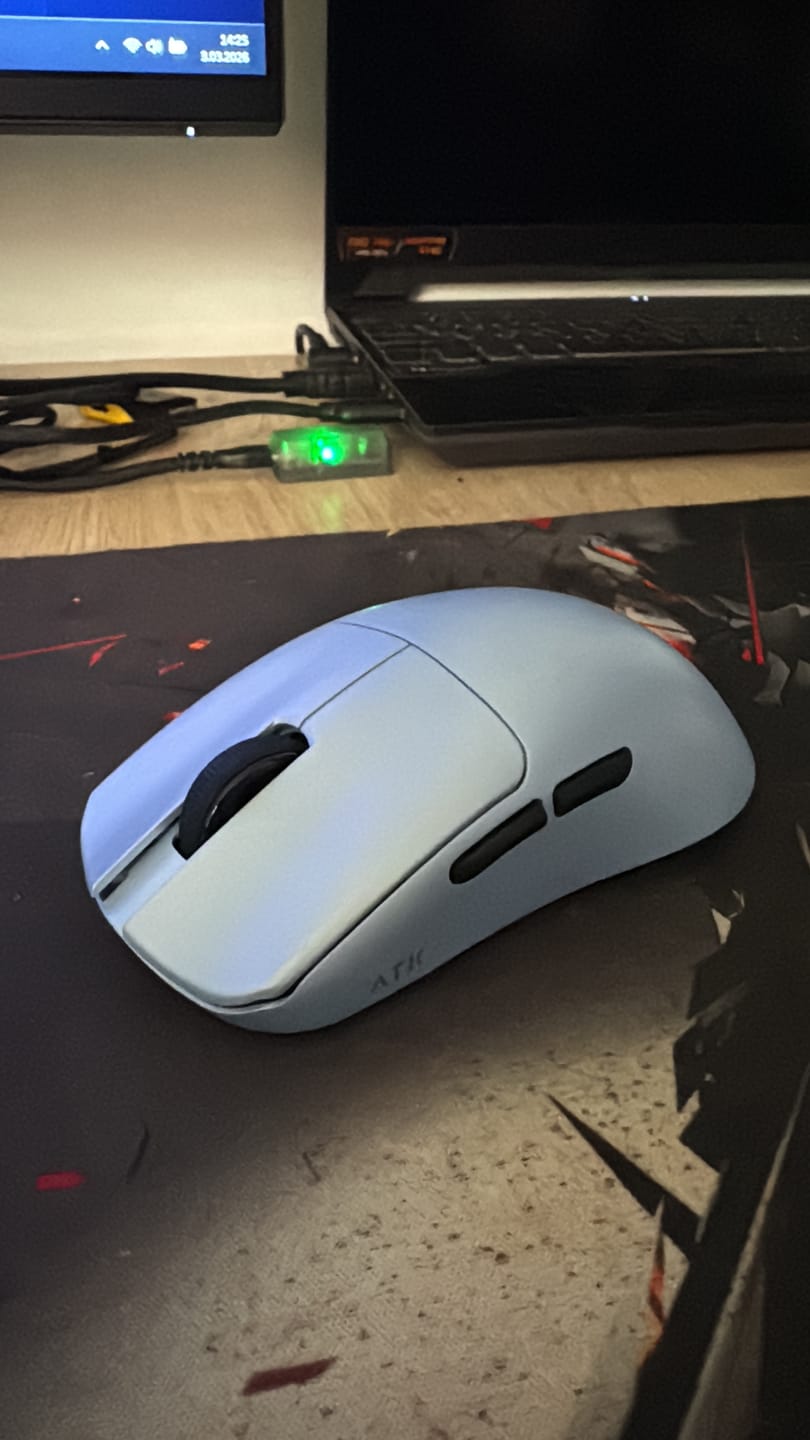Customer photo review of ATK Blazing Sky F1 V2 Wireless Mouse