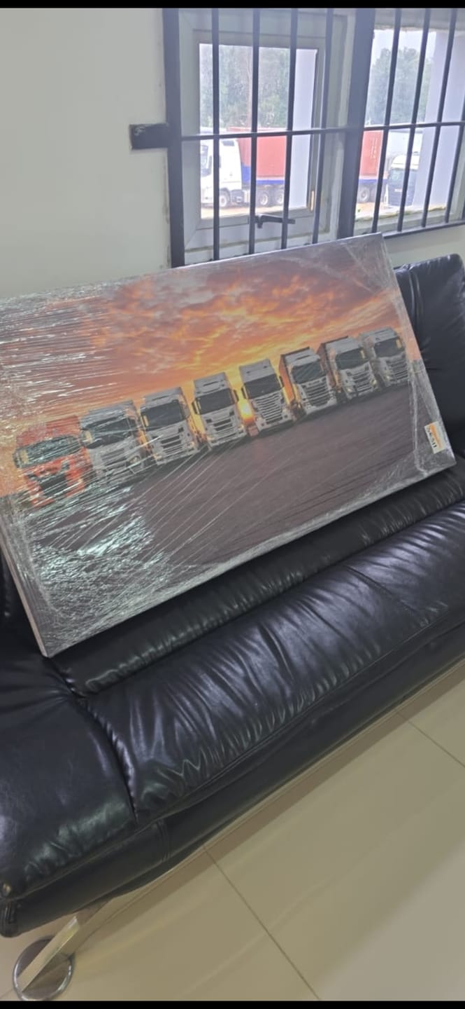 Customer photo review of Custom Size Canvas Calculator