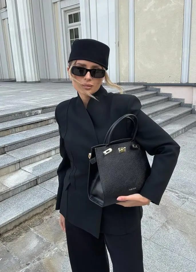 Customer photo review of Annie Blazer Dress