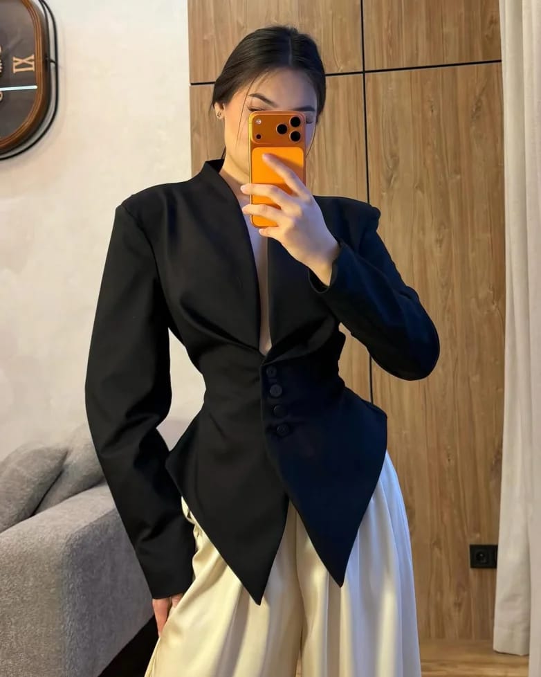 Customer photo review of Tanya Structured Shoulder Cinched Blazer