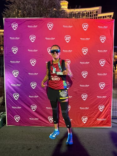 Customer photo review of Compression Sleeves V2 for Knees and Legs