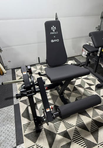 Customer photo review of TAWERET™  1:1 Cable Ratio Leg Extension and Curl Machine