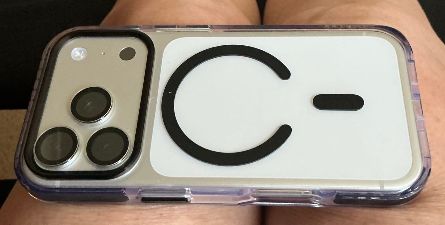 Customer photo review of Accent Crystal MagSafe iPhone Case