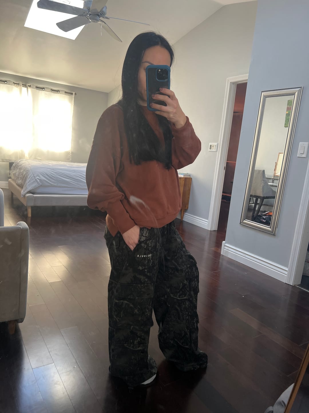 Customer photo review of W251 Hunting Season Cargo Joggers