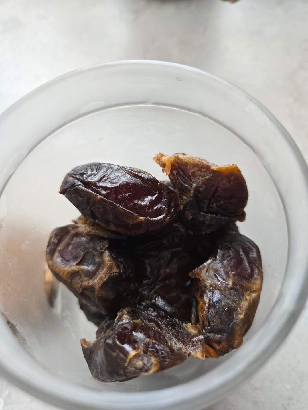Customer photo review of Soft Rutab Medjool Dates