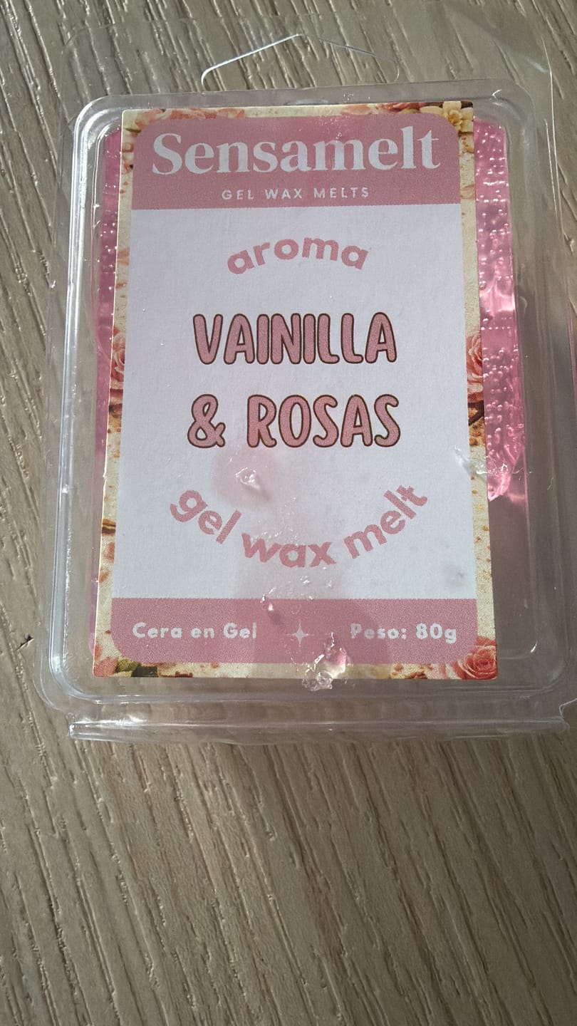 Customer photo review of Vainilla & Rosas - Gel wax melt