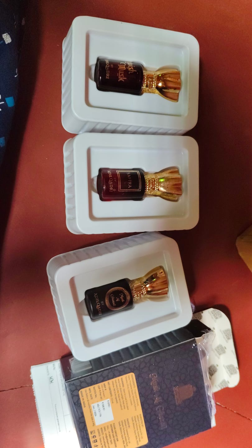Customer photo review of Lavish Musk Luxury Attar Perfume
