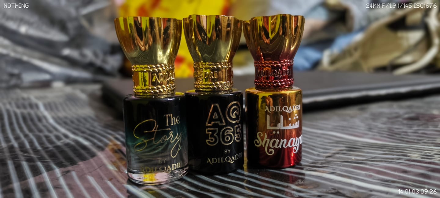 Customer photo review of AQ 365 Luxury Attar Perfume