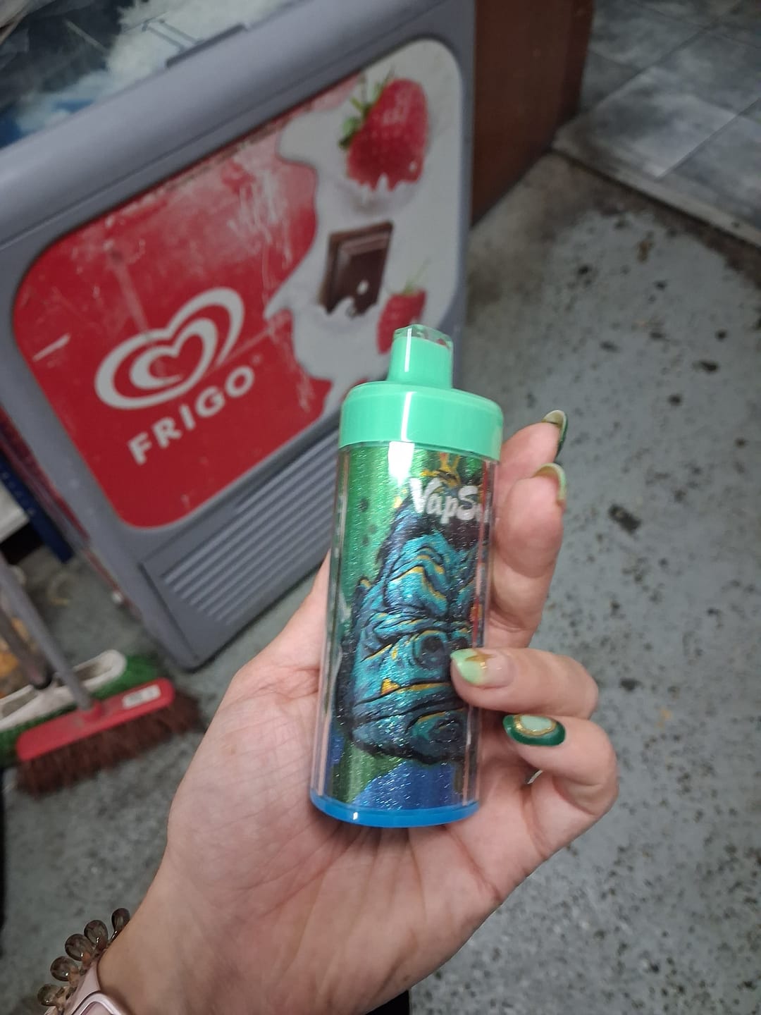 Customer photo review of VAPSOLO KING PRO 40.000puff