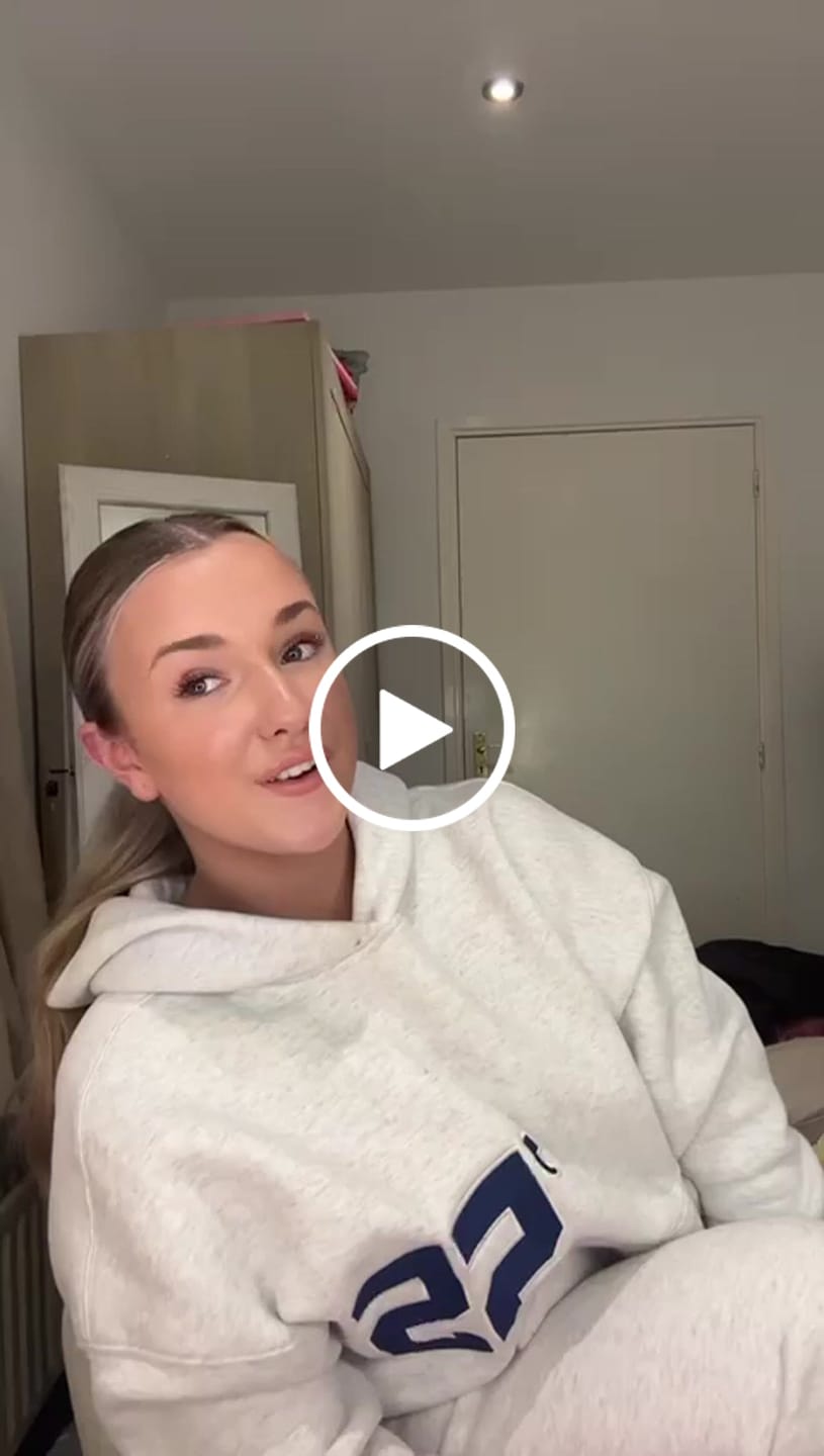 Customer video review of '55 EMBROIDERY STRAIGHT LEG SWEATPANTS LIGHT GREY