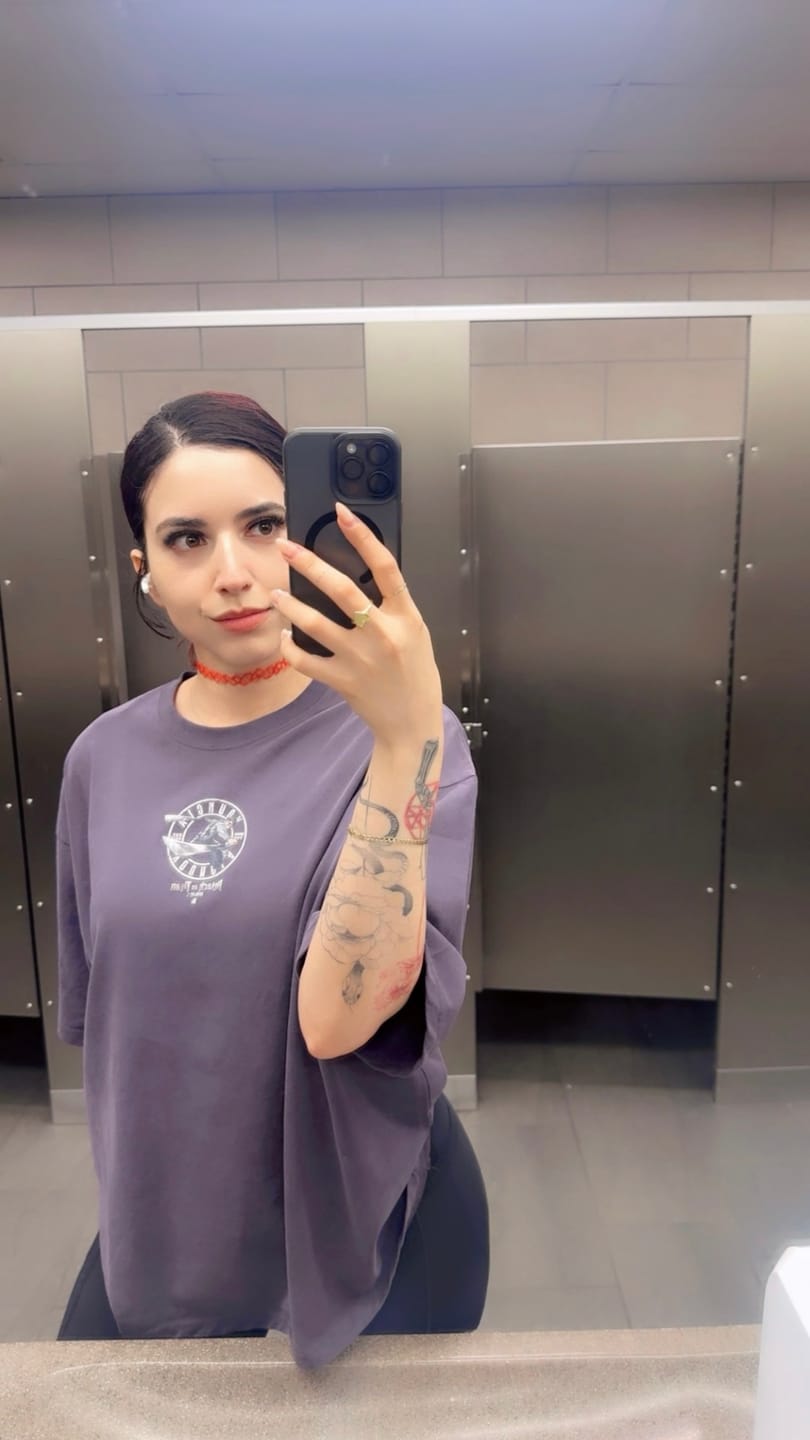 Customer photo review of 4191 - AOT©  x YLA Classic Tees