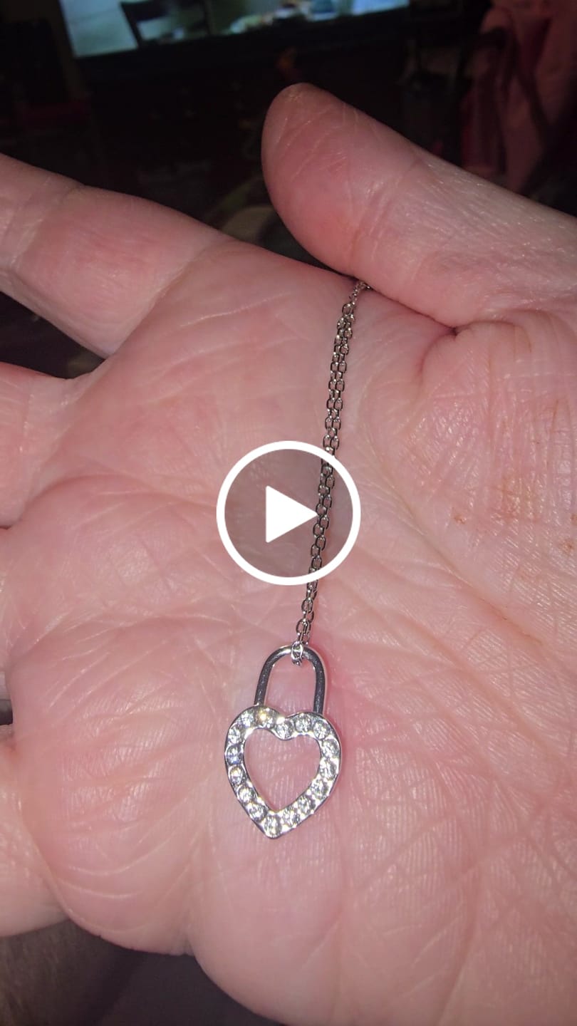 Customer video review of Janelle 18k White Gold Plated Heart Padlock Pendant Necklace with Swarovski Crystals