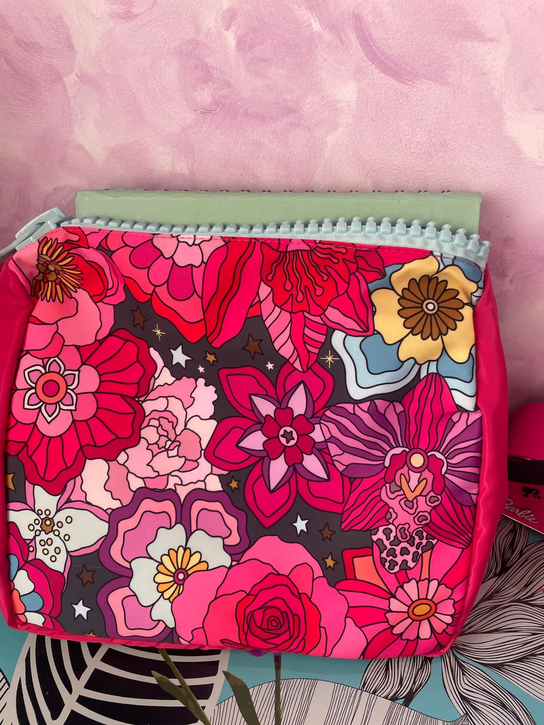 Customer photo review of ESTUCHE FLOWERS
