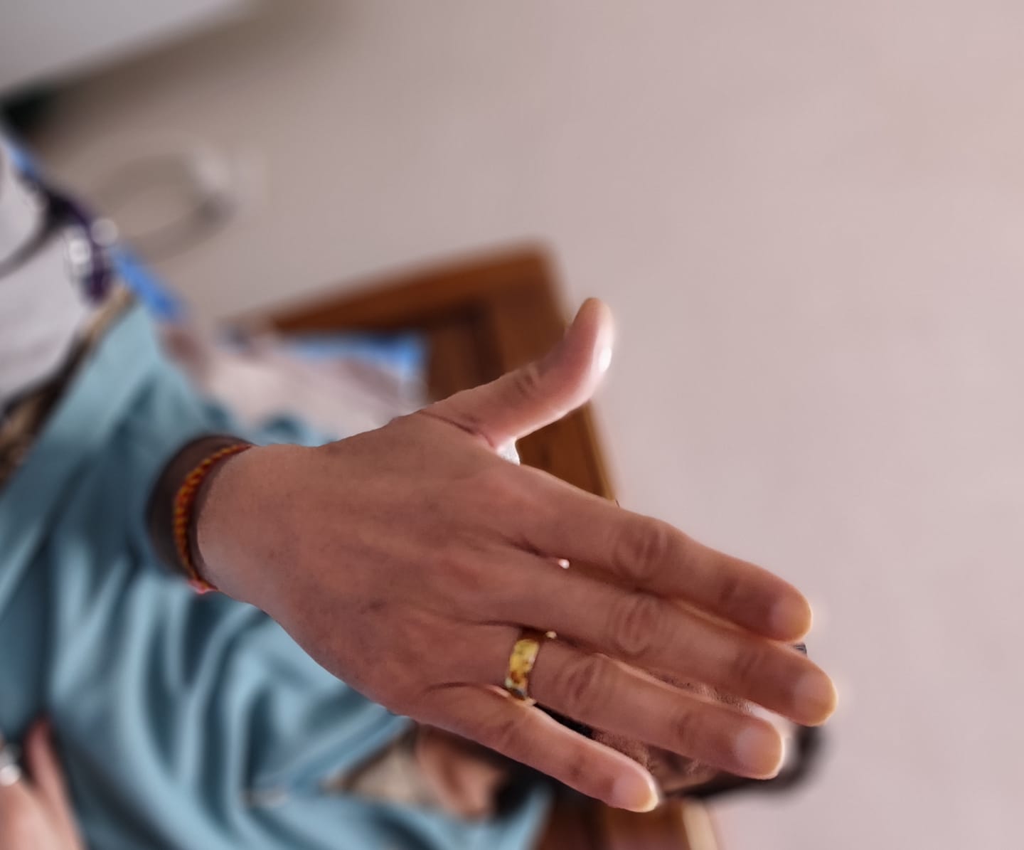 Customer photo review of Bold Gleam Classic Dome Ring