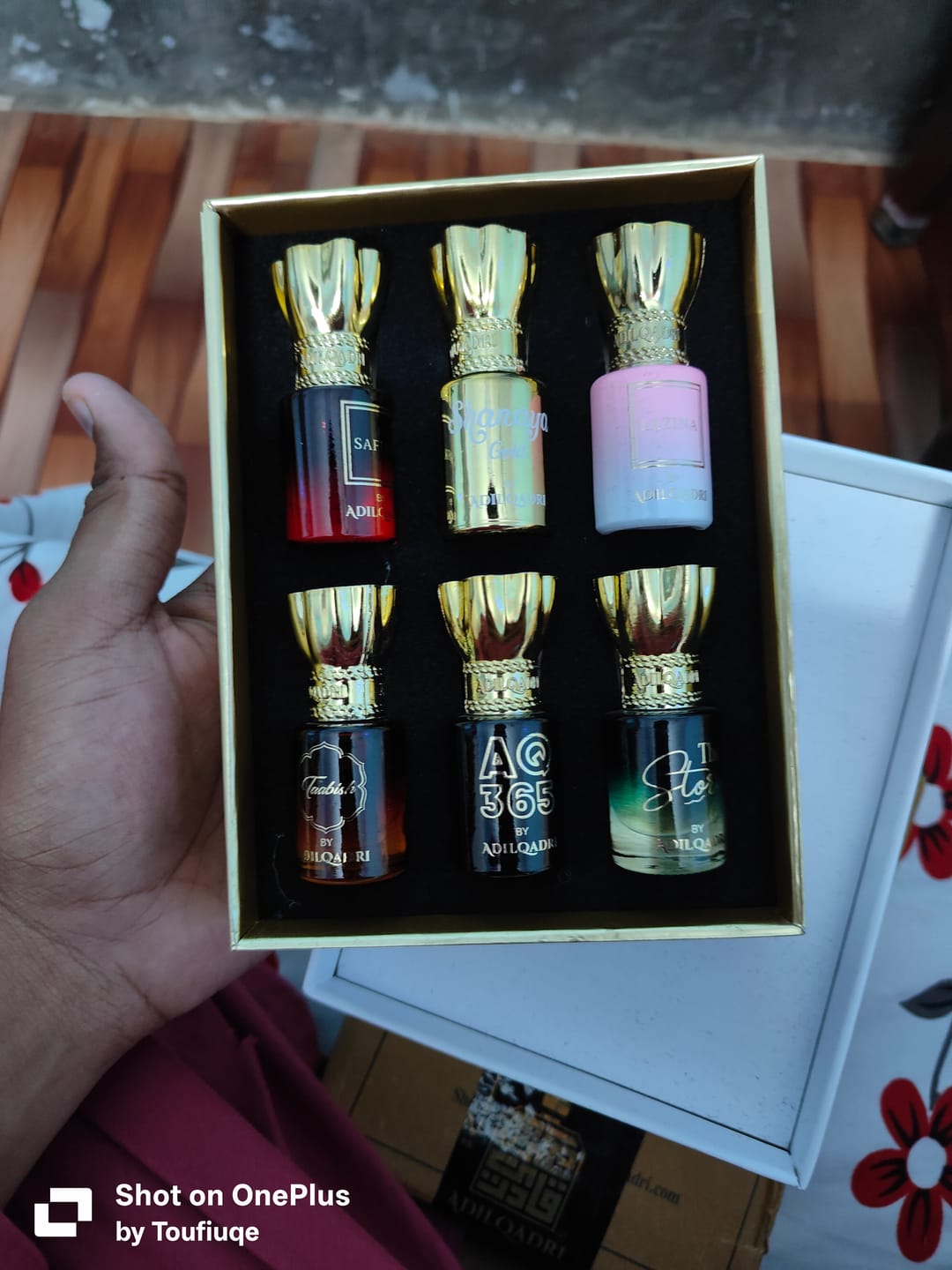 Customer photo review of Essensia Luxury Attar Perfume Gift Set (6 x 5.5Ml)